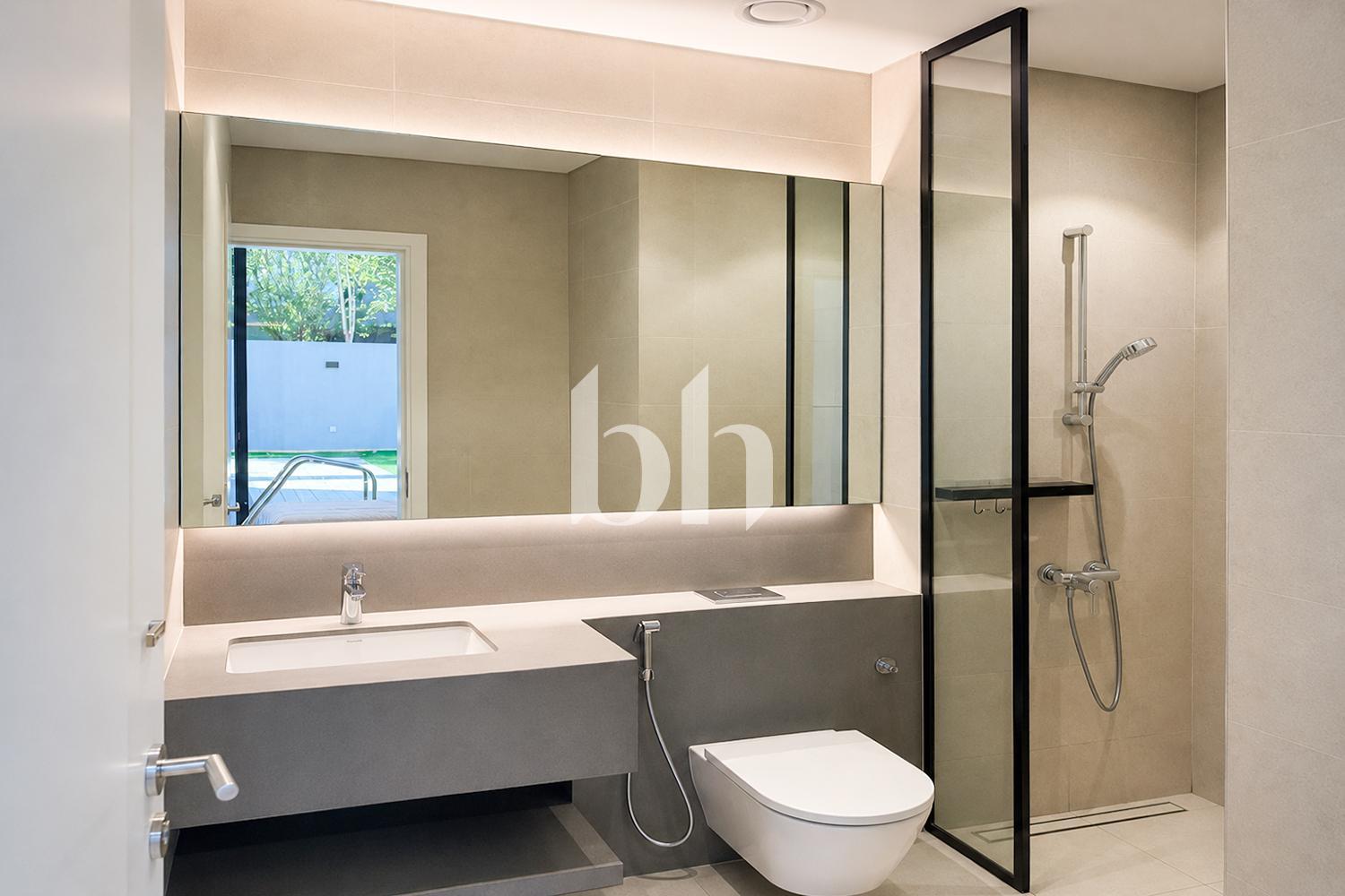 Coral — photograph 5