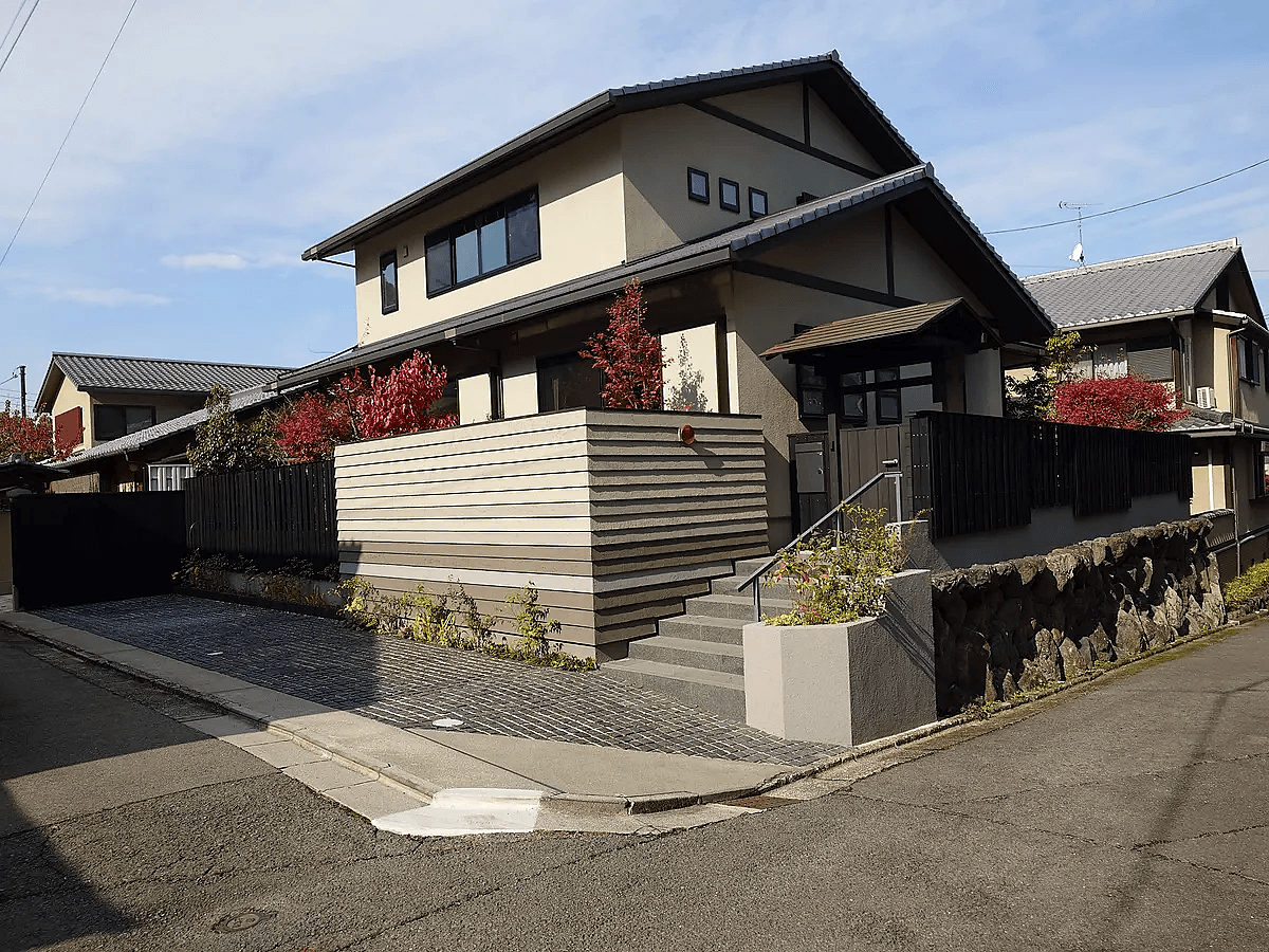 Landscaped Family House in Kyoto — photograph 3