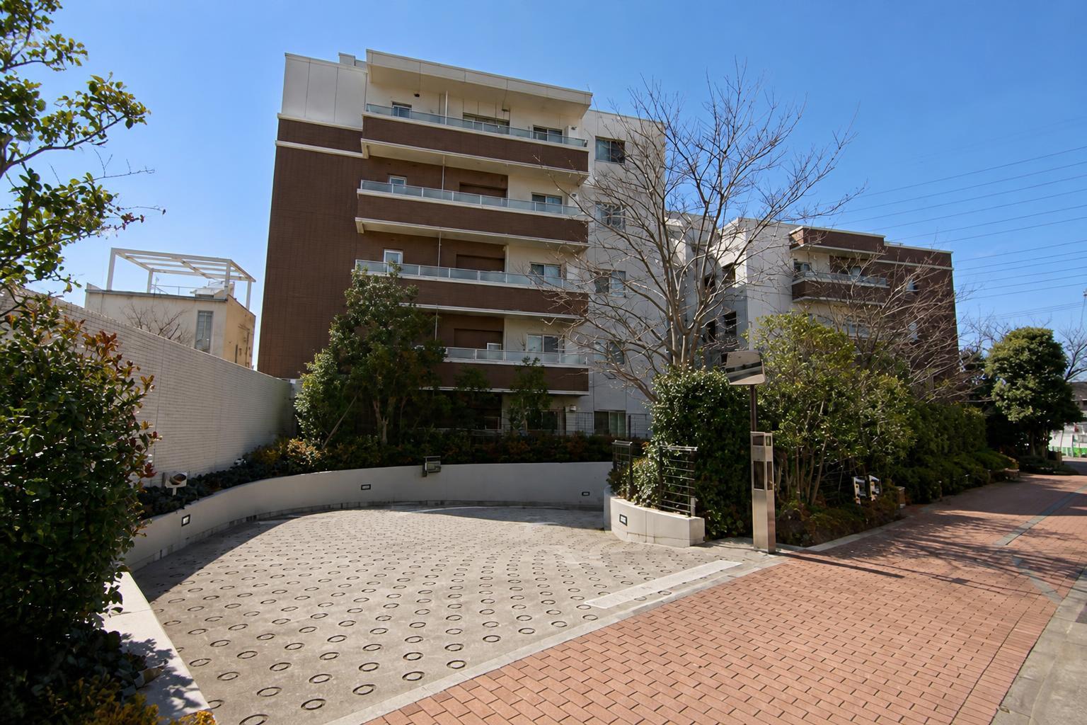 Kichijoji Residencia — photograph 4