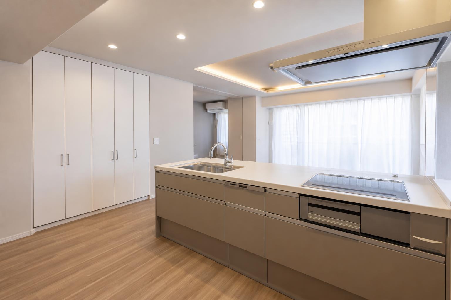 Laurel Court Yorikimachi El Grace — photograph 5