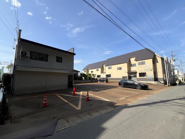 Apartment Building in Gobyo, Yonezawa — photograph 3